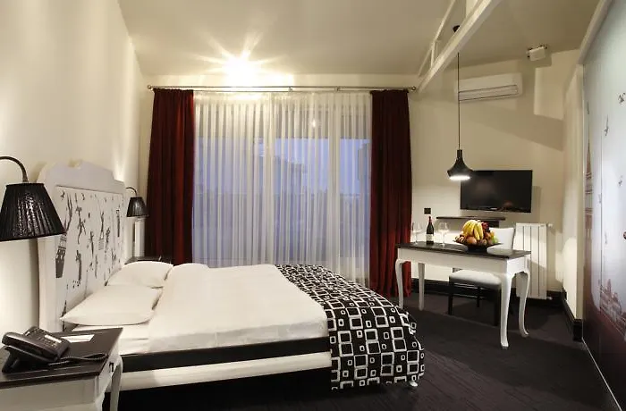 Hotel Lush Taksim - Special Category 4*
