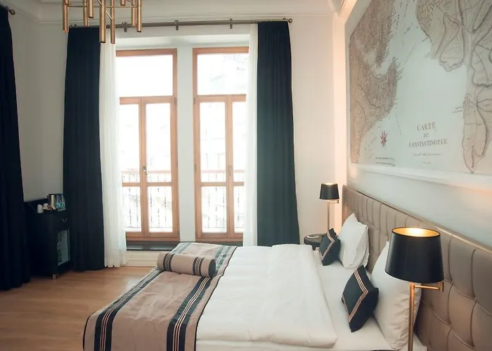 Lush Taksim - Special Category