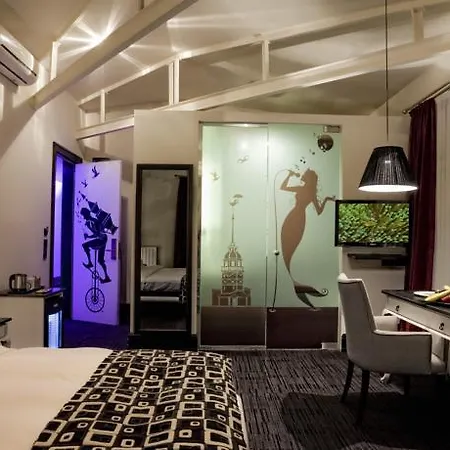 Lush Taksim - Special Category 4*