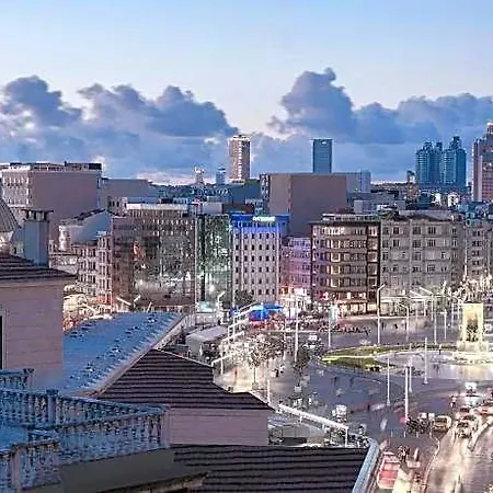 Lush Taksim - Special Category Isztambul