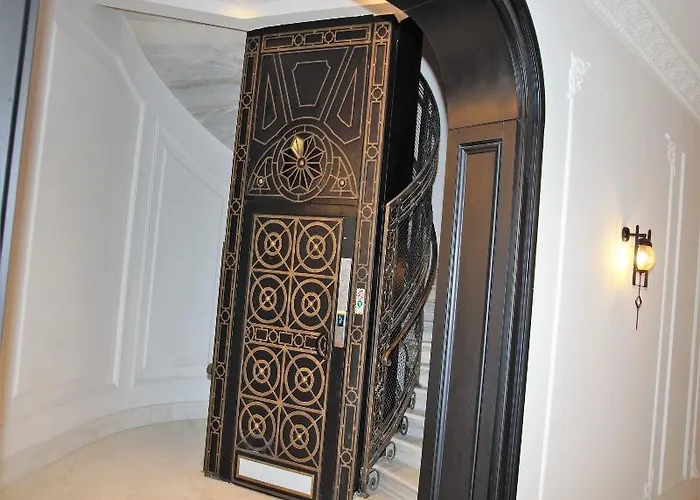 Lush Taksim - Special Category Hotel