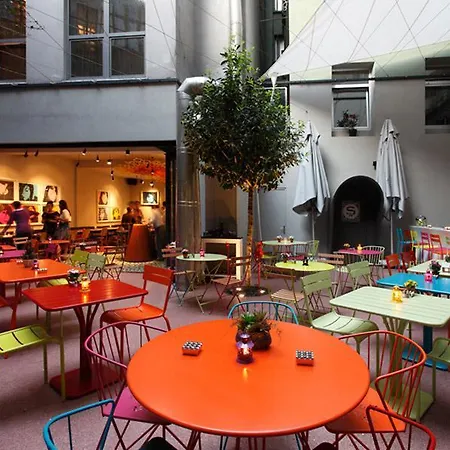 Lush Taksim - Special Category