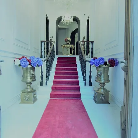 Lush Taksim - Special Category Hotel 4*