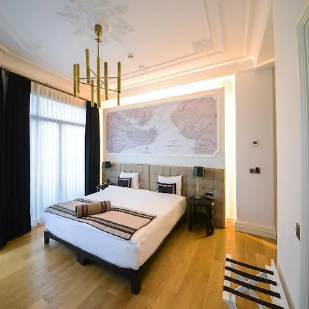 Lush Taksim - Special Category Otel 4*