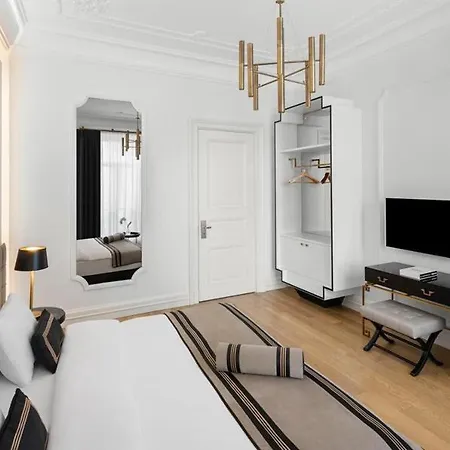 Lush Taksim - Special Category Stambuł